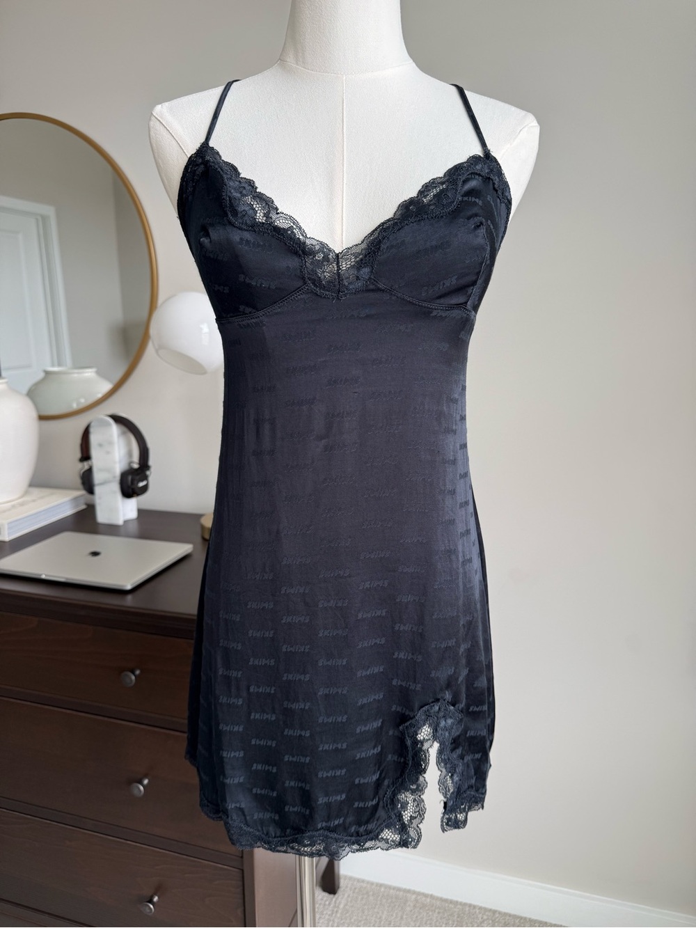 SKIMS Jacquard Lace Slip Dress Onyx Black